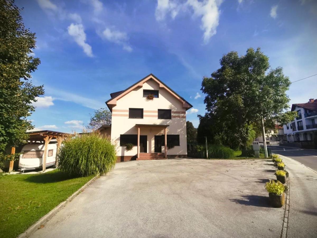 Apartma Vila Tara 皮瑞伯德 外观 照片